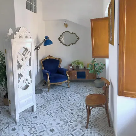 Large Authentic 2-bed Panoramic Views Apartmán Bosa